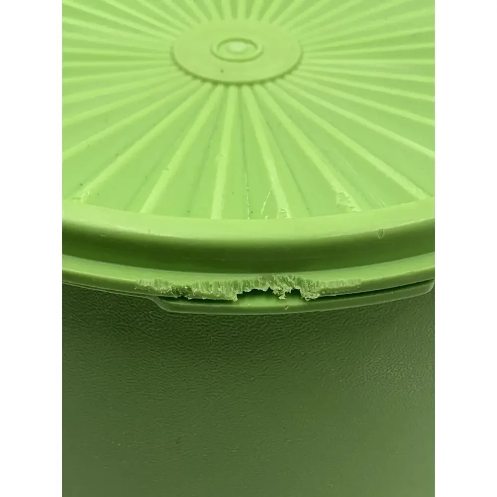 Tupperware vintage servalier